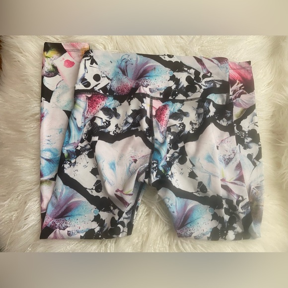 Alive Magnetics Women's Active Leggings Size S - Picture 3 of 6